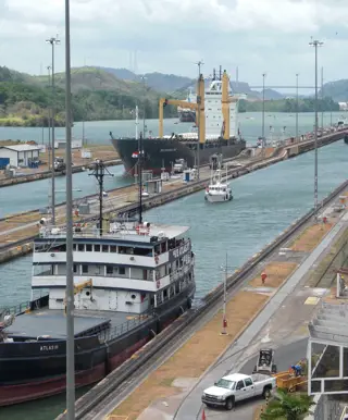 Einen spannenden Ausflug zum Panama Kanal machen